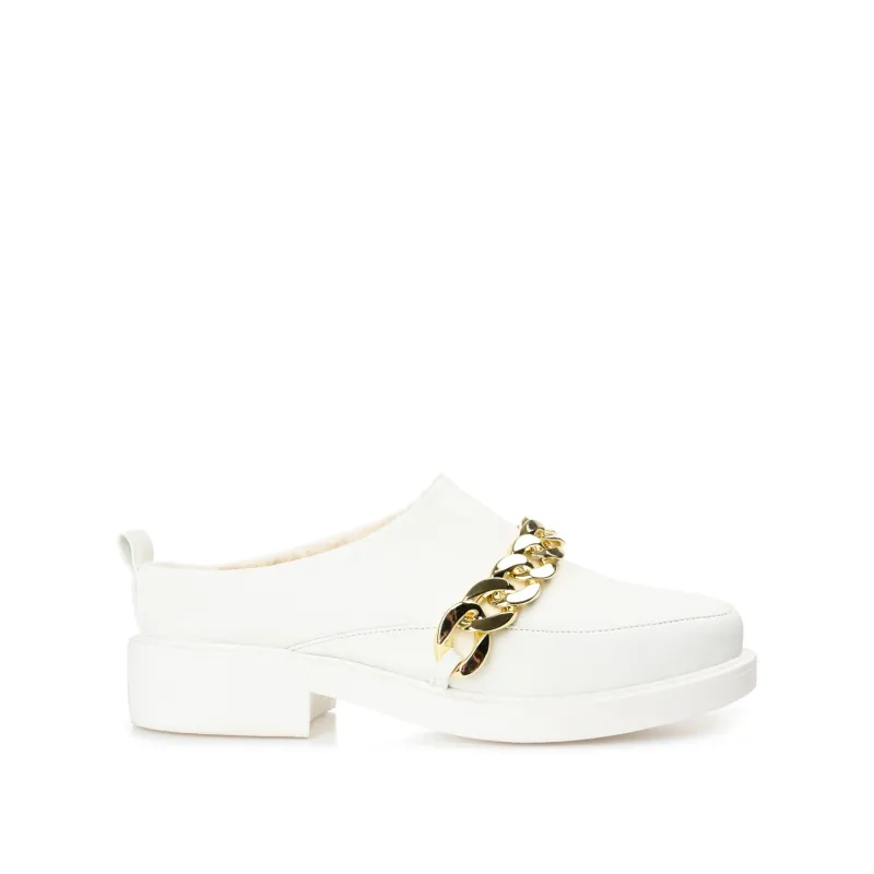 SHEAH LOAFER CLOGS IN VEGAN LEATHER - White made by Journee Collection