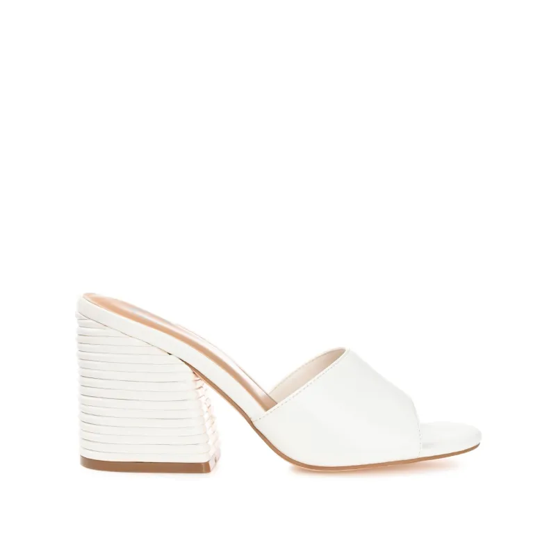 LESLEE MULE HEELS IN VEGAN LEATHER - White sold by Journee Collection