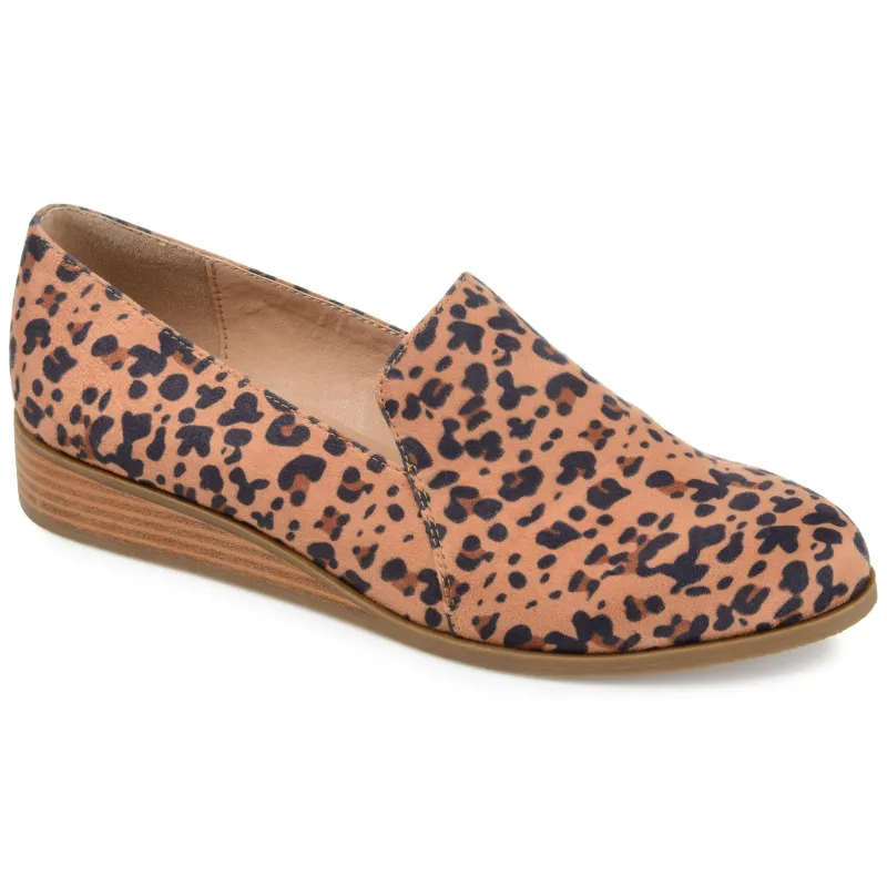 TAITE - Leopard sold by Journee Collection