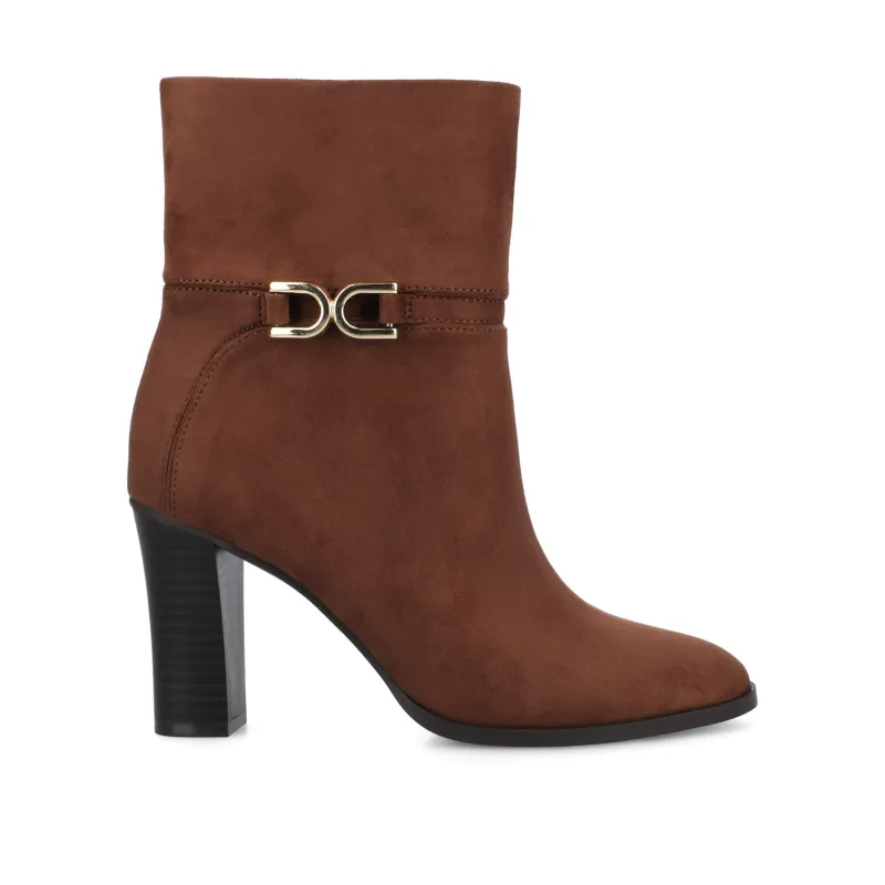 FREYJA ANKLE BOOTIE - Chocolate Suede made by Journee Collection