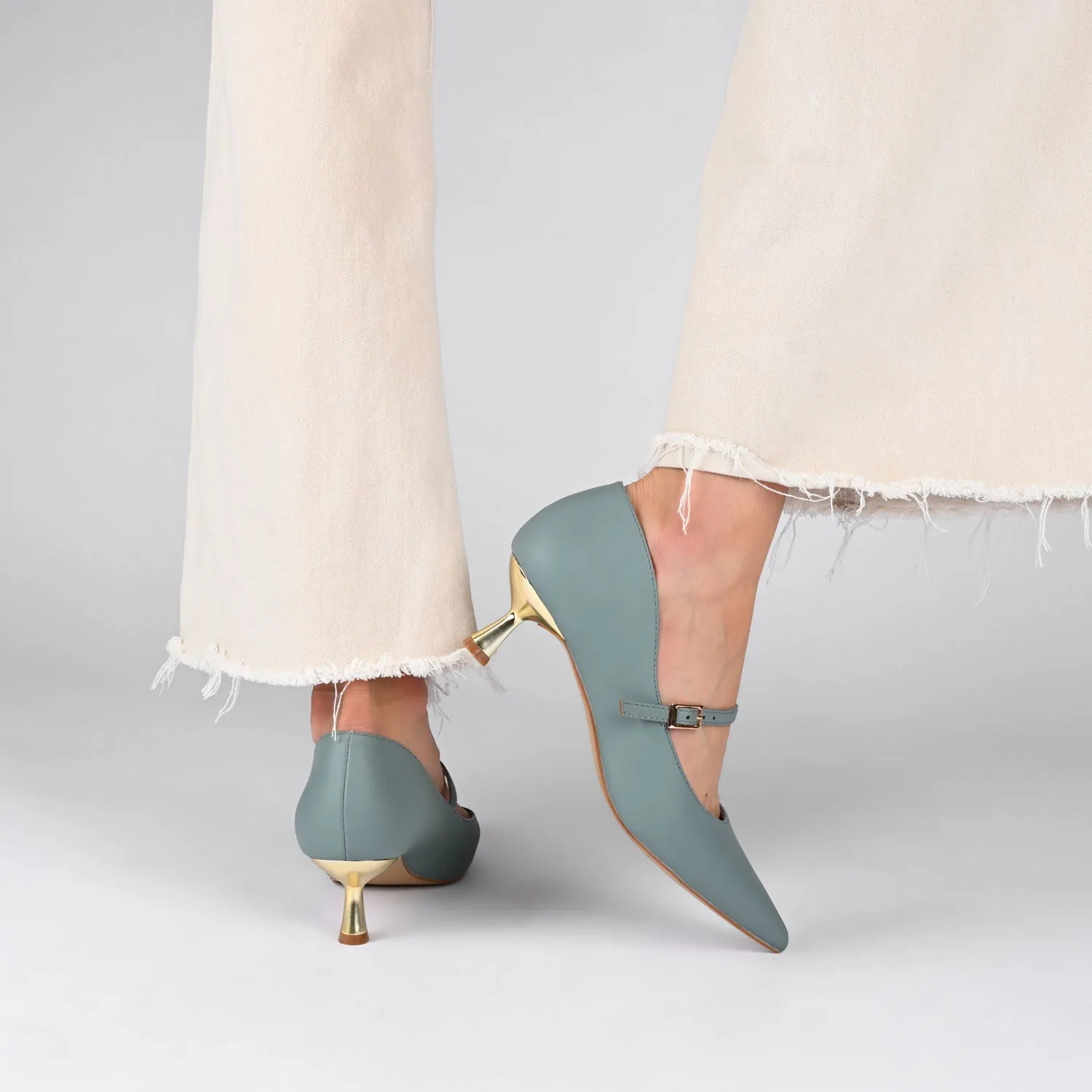 MANZA KITTEN HEELS IN VEGAN LEATHER sold by Journee Collection product image thumbnail 2