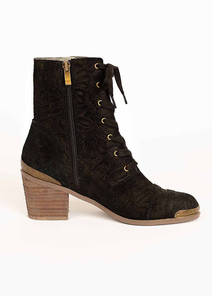 Bonnie Boot in Black sold by Joyfolie product image thumbnail 3