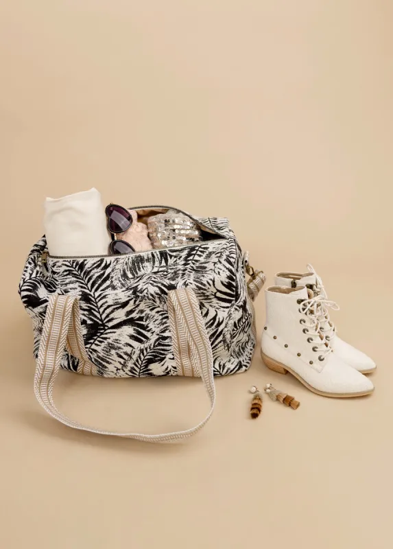 Annie Weekender Small in Black sold by Joyfolie