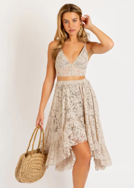 Leo Set in Light Taupe sold by Joyfolie