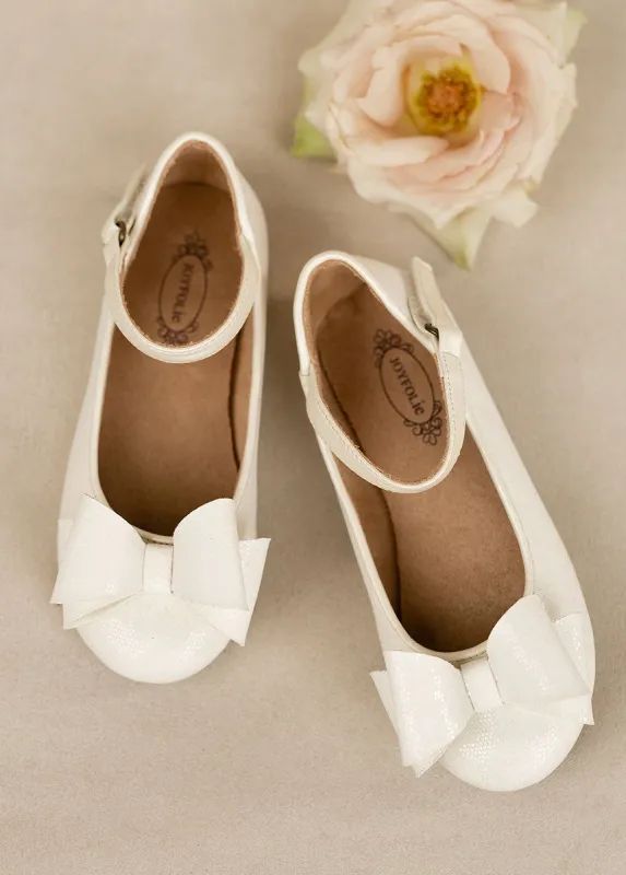 Miriam Flat in Ivory sold by Joyfolie
