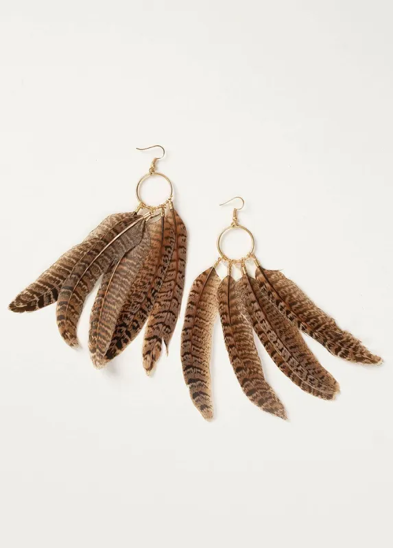 Linnet Earring in Matte Gold sold by Joyfolie