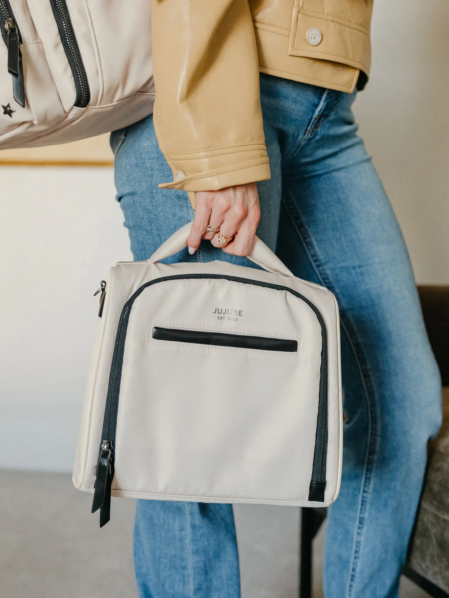 Witney Carson Insulated Bottle Bag - Cloud sold by Ju-Ju-Be product image thumbnail 2
