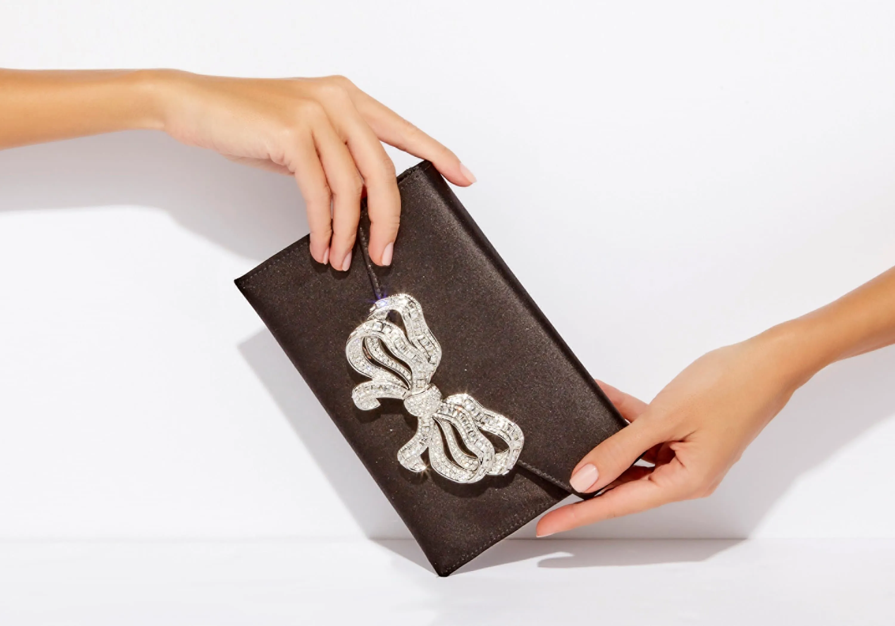 Satin Bow Envelope Black sold by Judith Leiber product image thumbnail 2