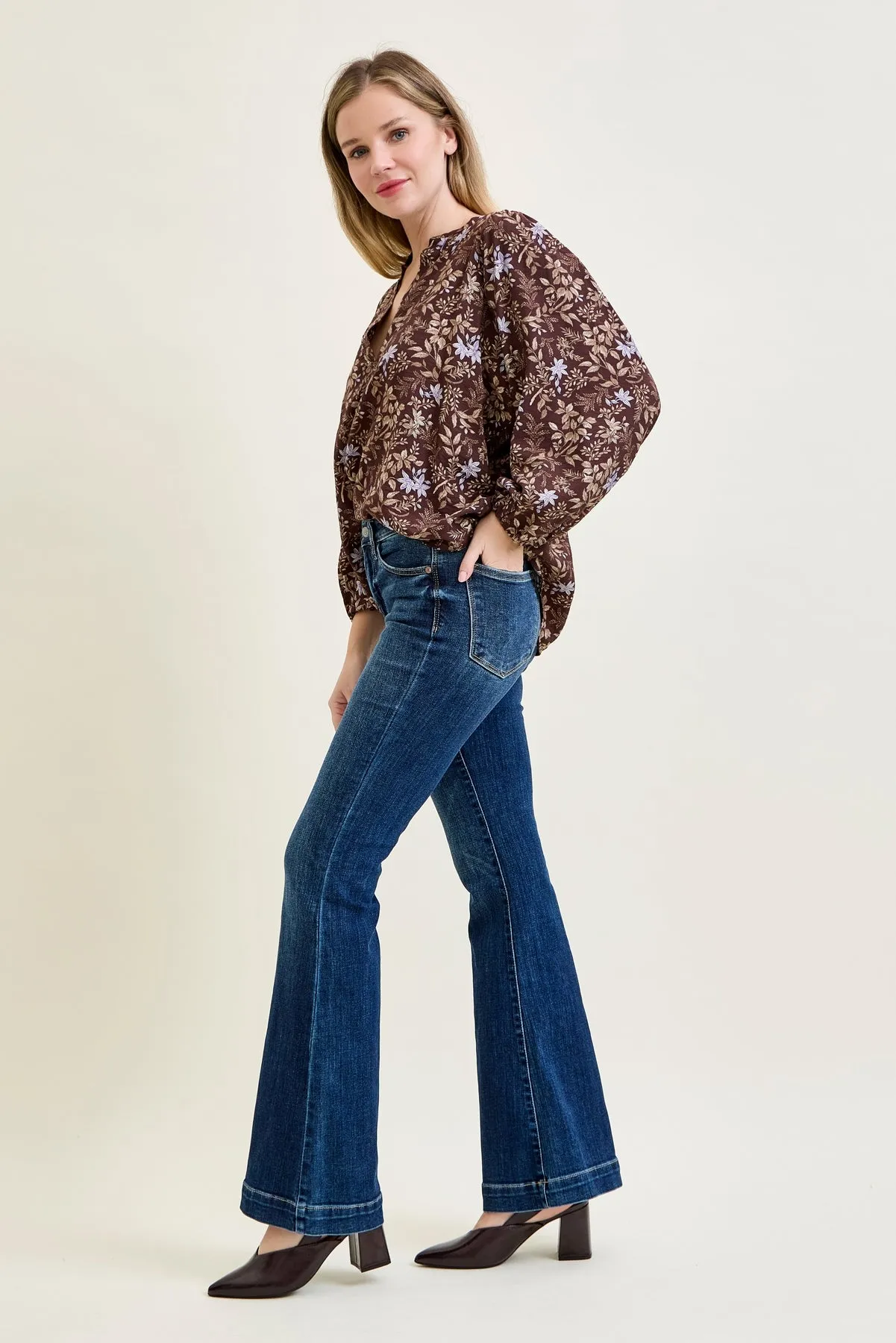 Jasmine High Rise Flare Affair sold by Judy Blue product image thumbnail 5