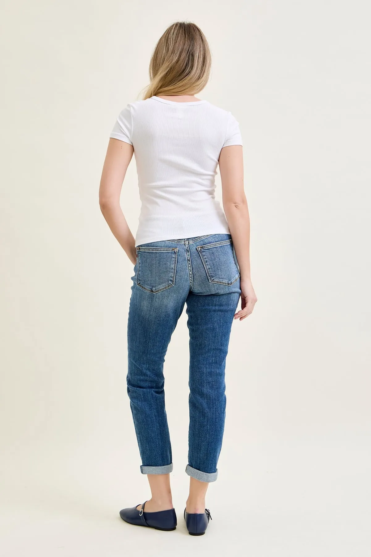 Amber Mid Rise Vintage Wash Non-Distressed Boyfriend sold by Judy Blue product image thumbnail 3