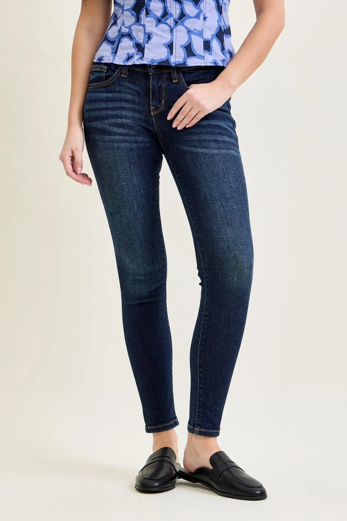 Fate Handsand Resin Wash Skinny Jeans sold by Judy Blue product image thumbnail 5