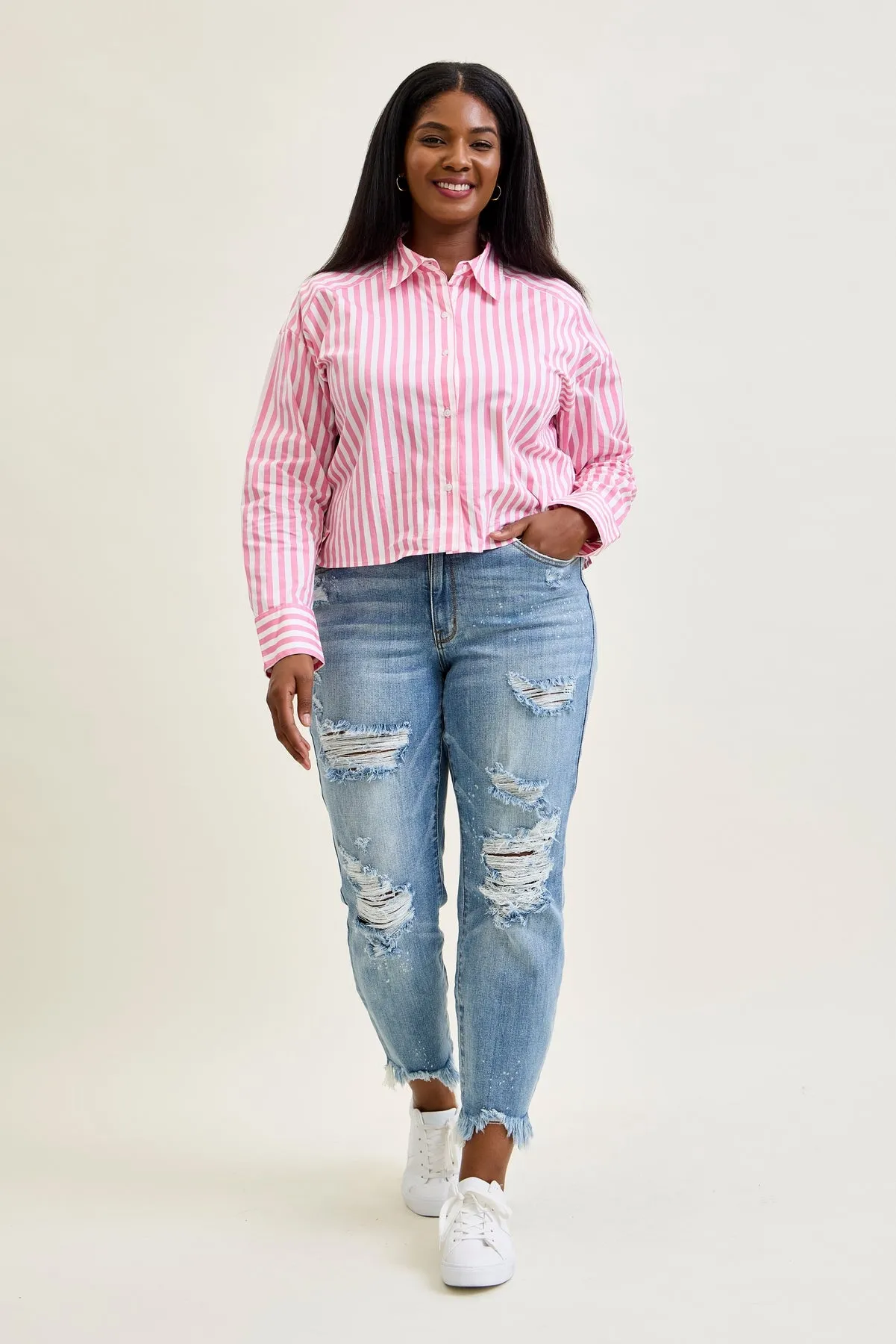 Alexis Light Bleach Splash Boyfriend Jeans sold by Judy Blue product image thumbnail 4