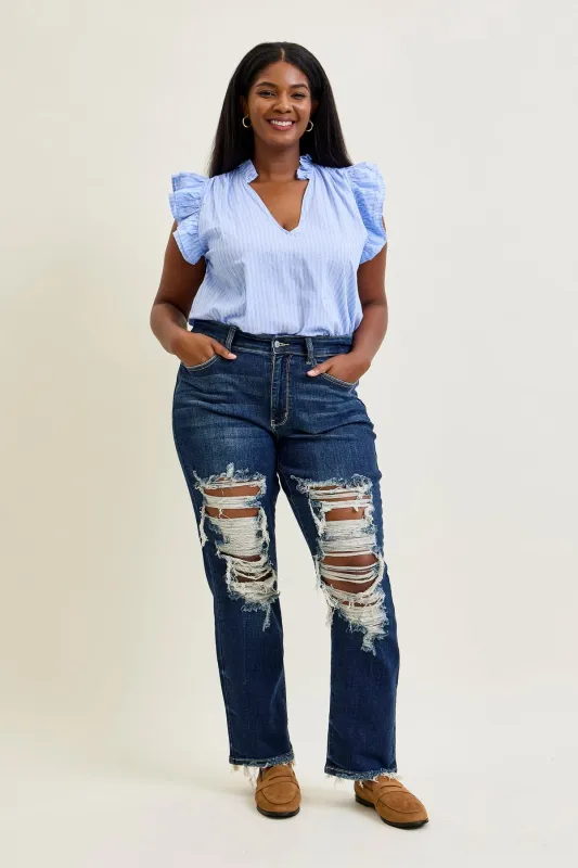 Lisse Mid Rise Ripped Straight Fit Jeans - PLUS made by Judy Blue