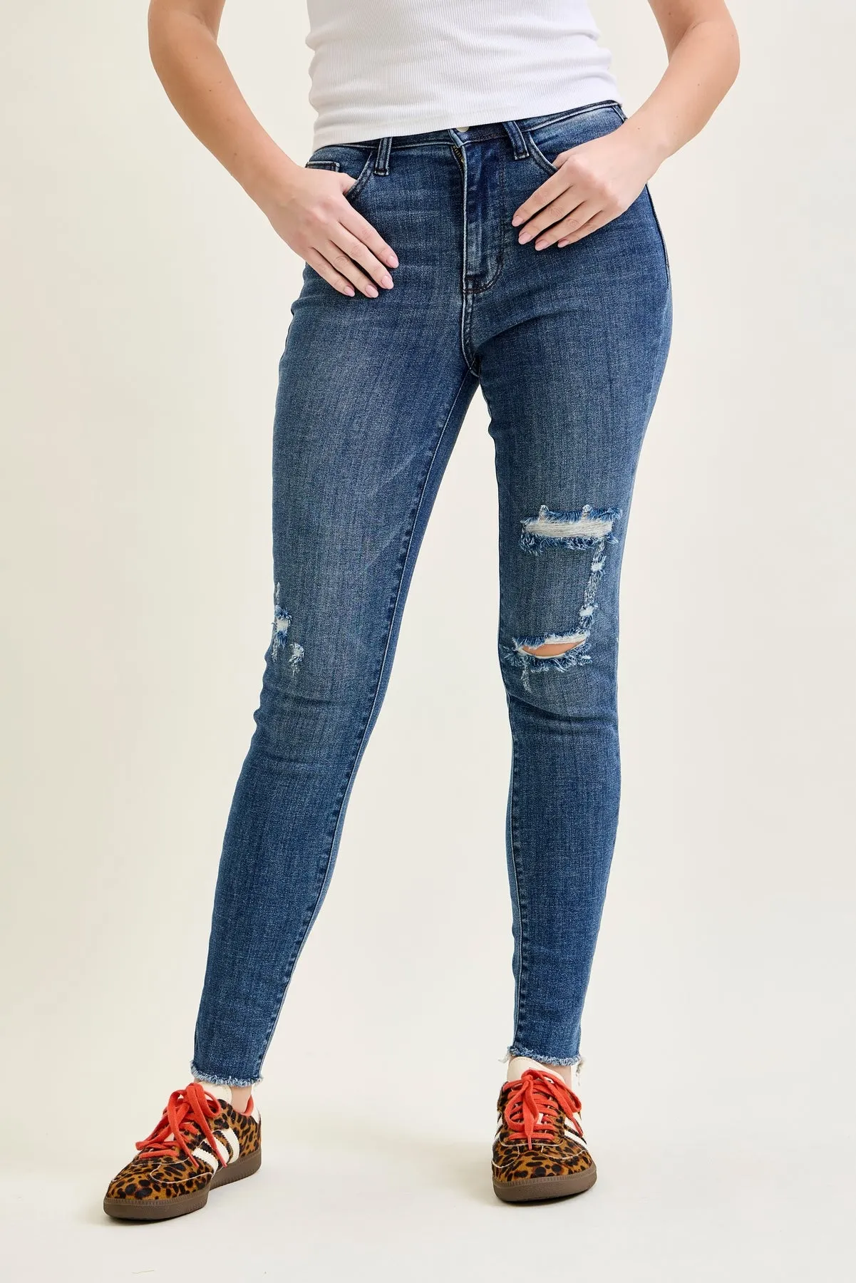 Sienna Skinny Jeans with Rips sold by Judy Blue product image thumbnail 5