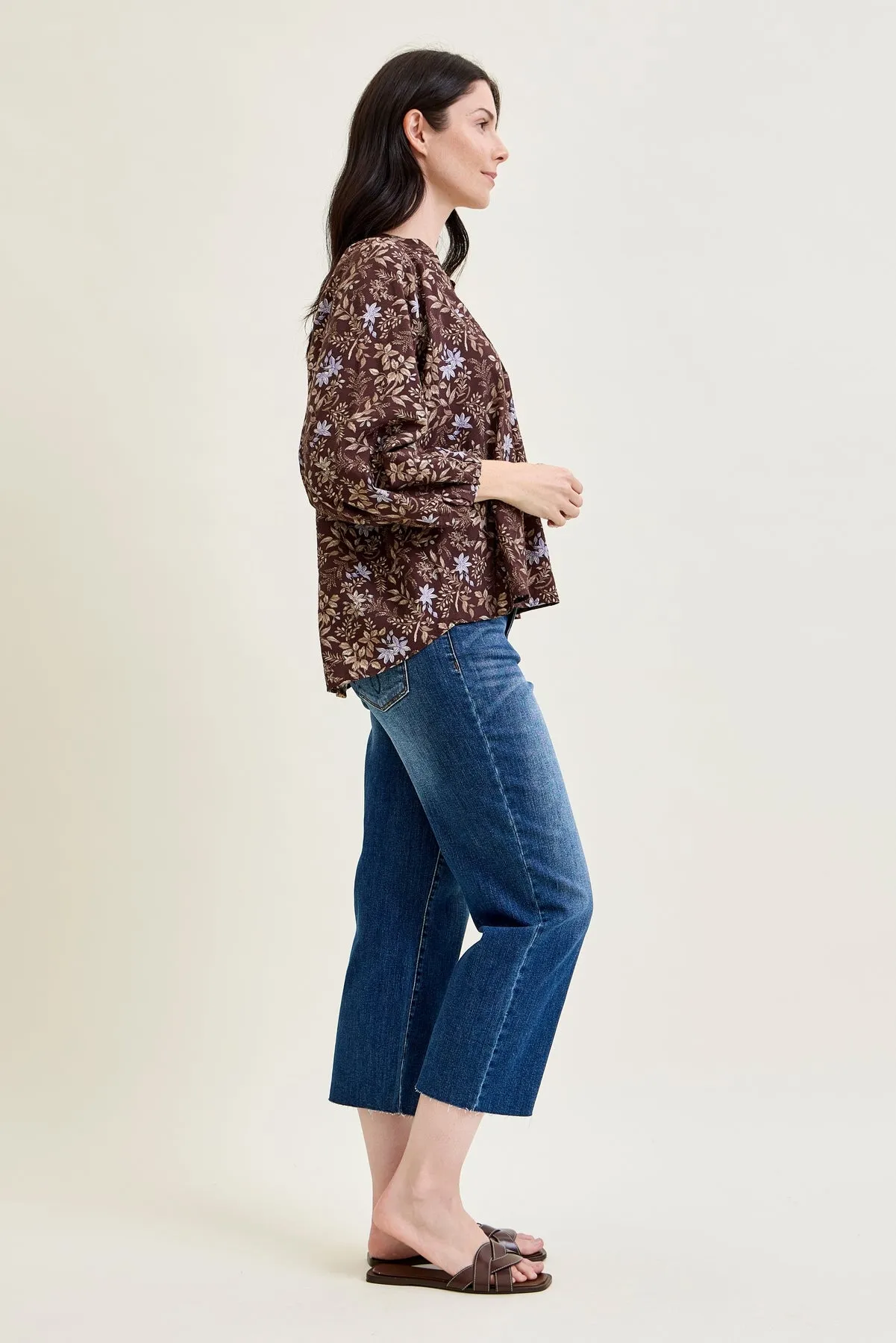 Dottie Back Pocket Classic Cropped Wide Leg Jeans sold by Judy Blue product image thumbnail 2