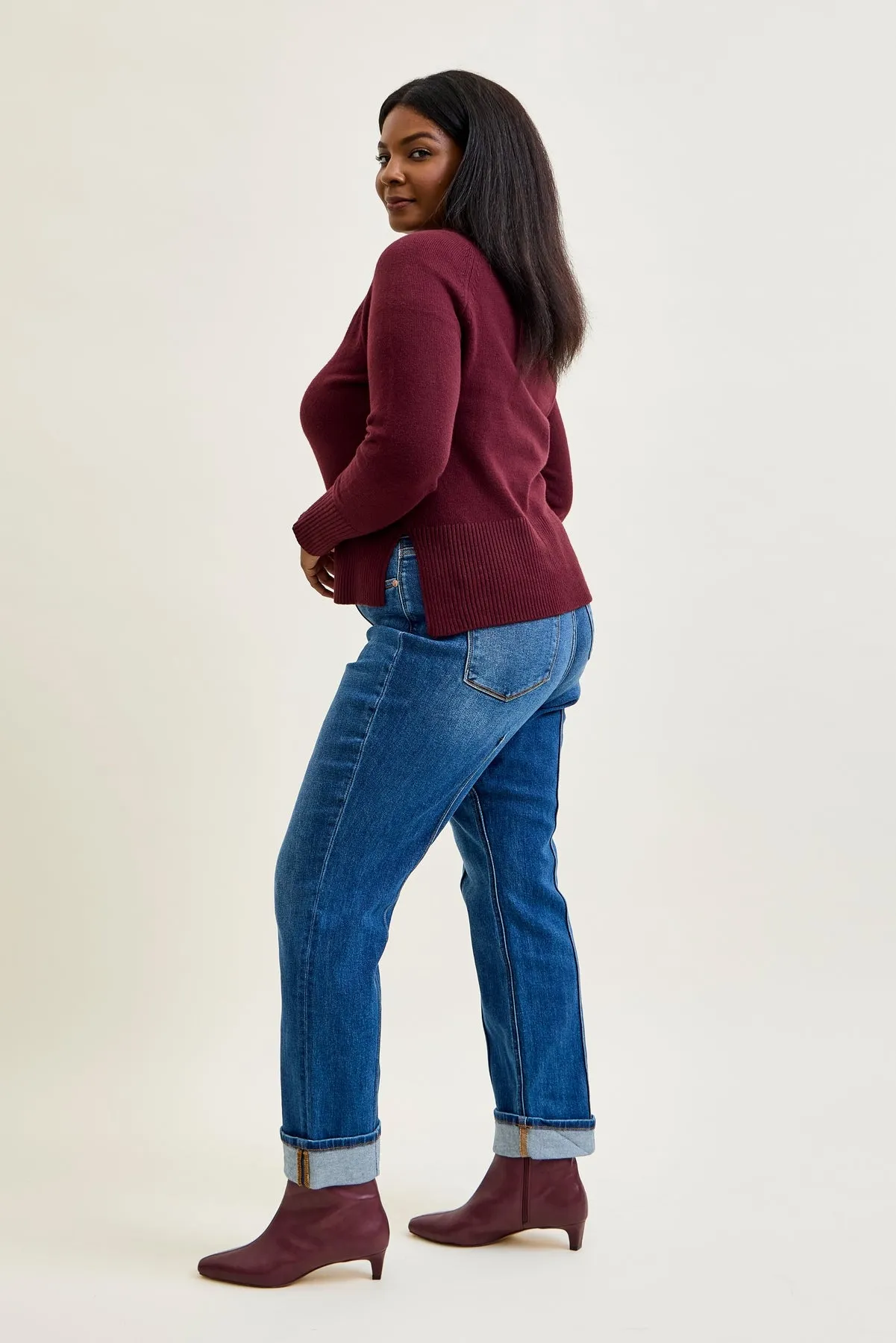 Kimberly Front Seam Detail & Cuffed Straight Fit Jeans - PLUS sold by Judy Blue product image thumbnail 4