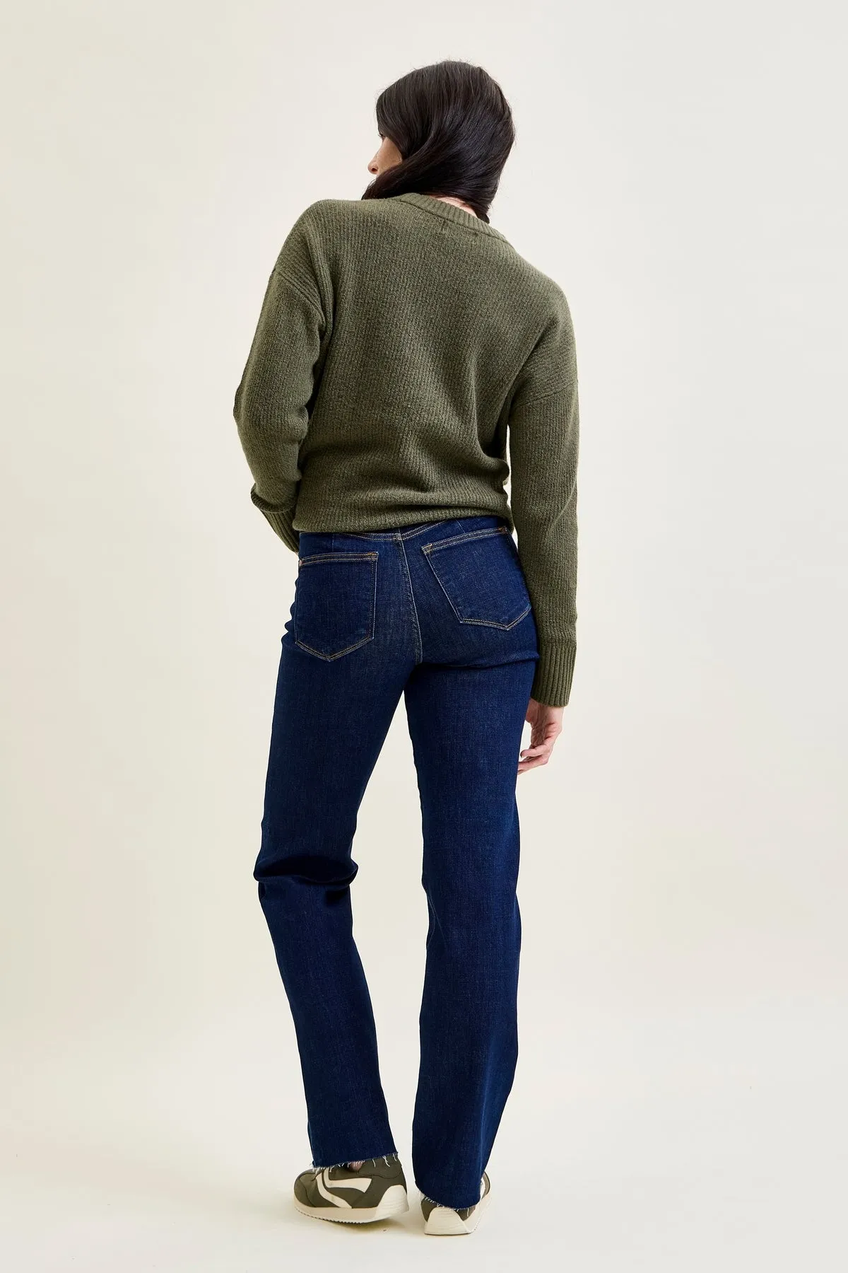 Kimberly Vintage & Back Darts Straight Leg Jeans sold by Judy Blue product image thumbnail 3