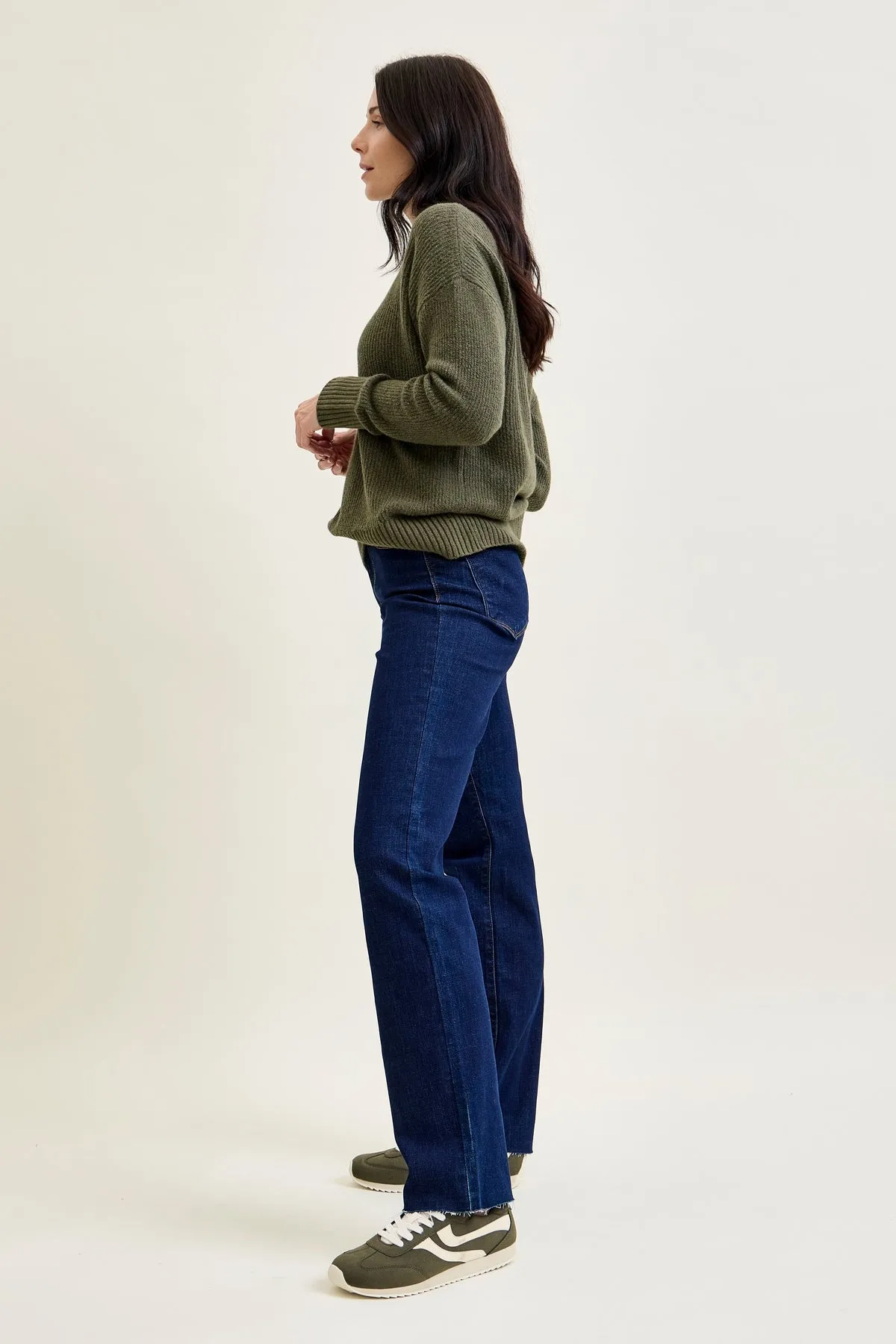 Kimberly Vintage & Back Darts Straight Leg Jeans sold by Judy Blue product image thumbnail 4