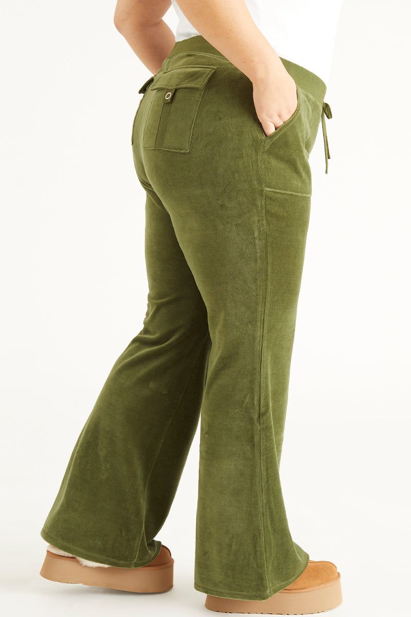 Plus-Size Hollywood Snap Pocket Cotton Velour Track Pants sold by Juicy Couture product image thumbnail 3