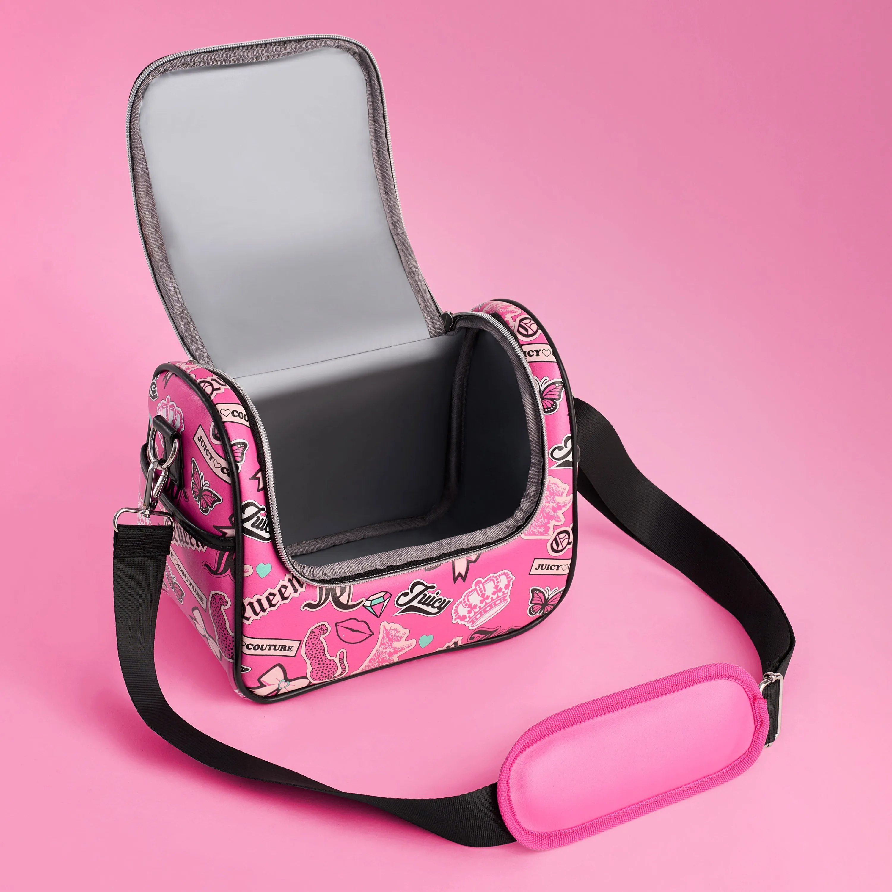 Lunch Purse Cooler Bag sold by Juicy Couture product image thumbnail 2