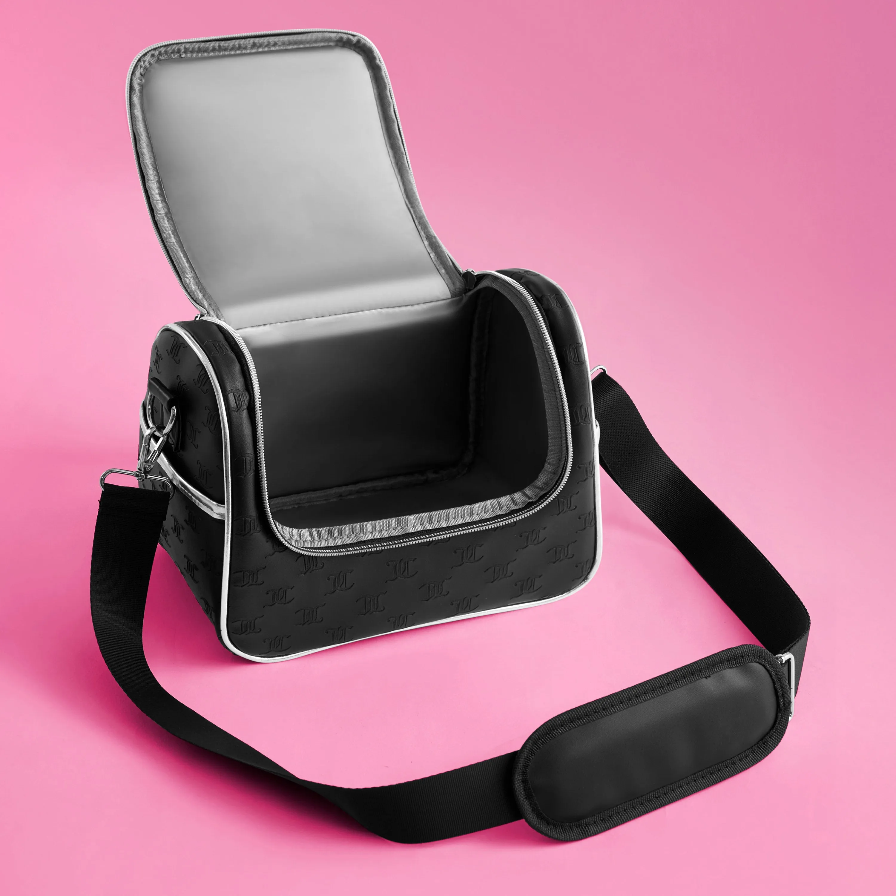 Lunch Purse Cooler Bag sold by Juicy Couture product image thumbnail 2