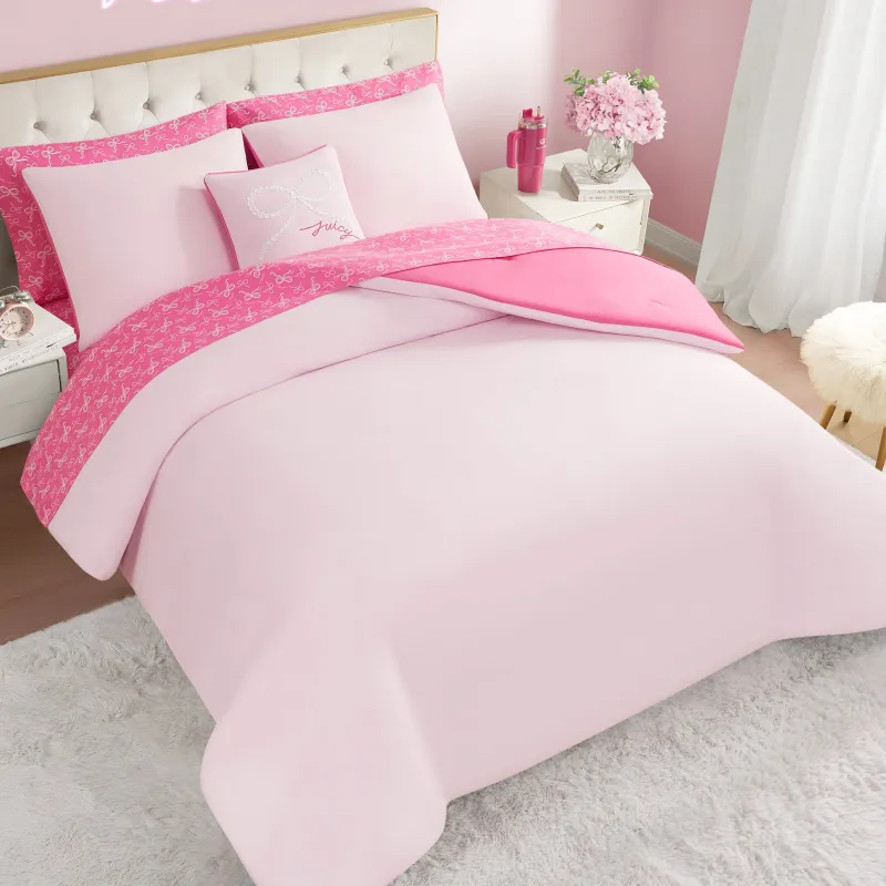 Pearly Bows Reversible Bed in a Bag Bedding Set made by Juicy Couture