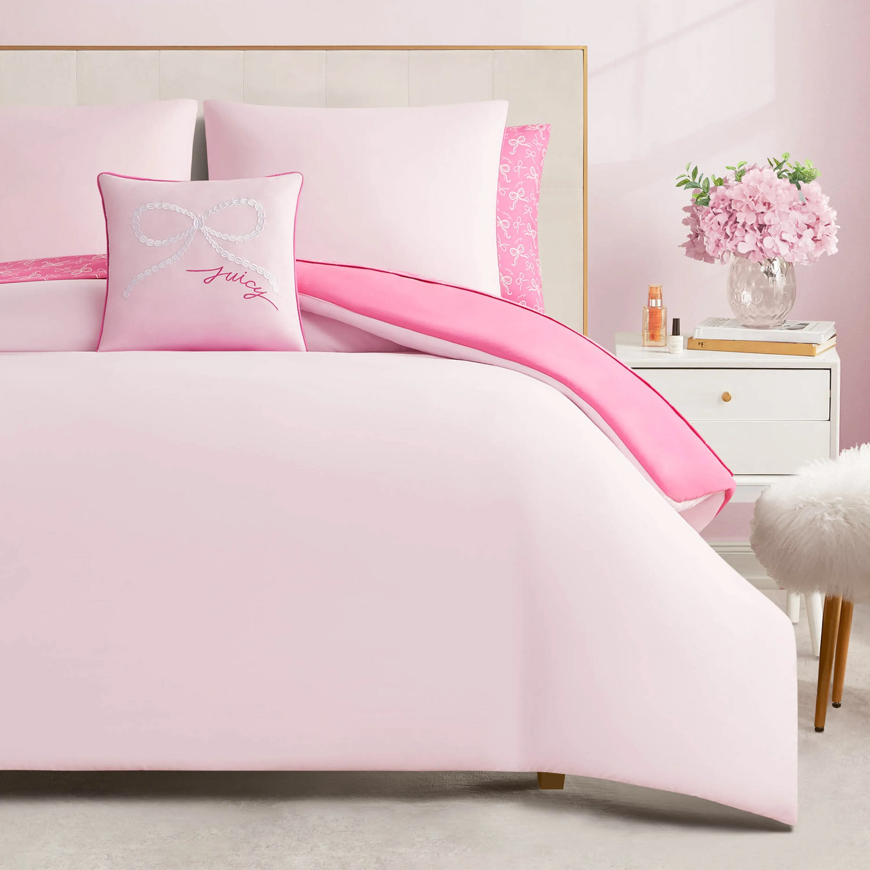 Pearly Bows Reversible Bed in a Bag Bedding Set sold by Juicy Couture product image thumbnail 5