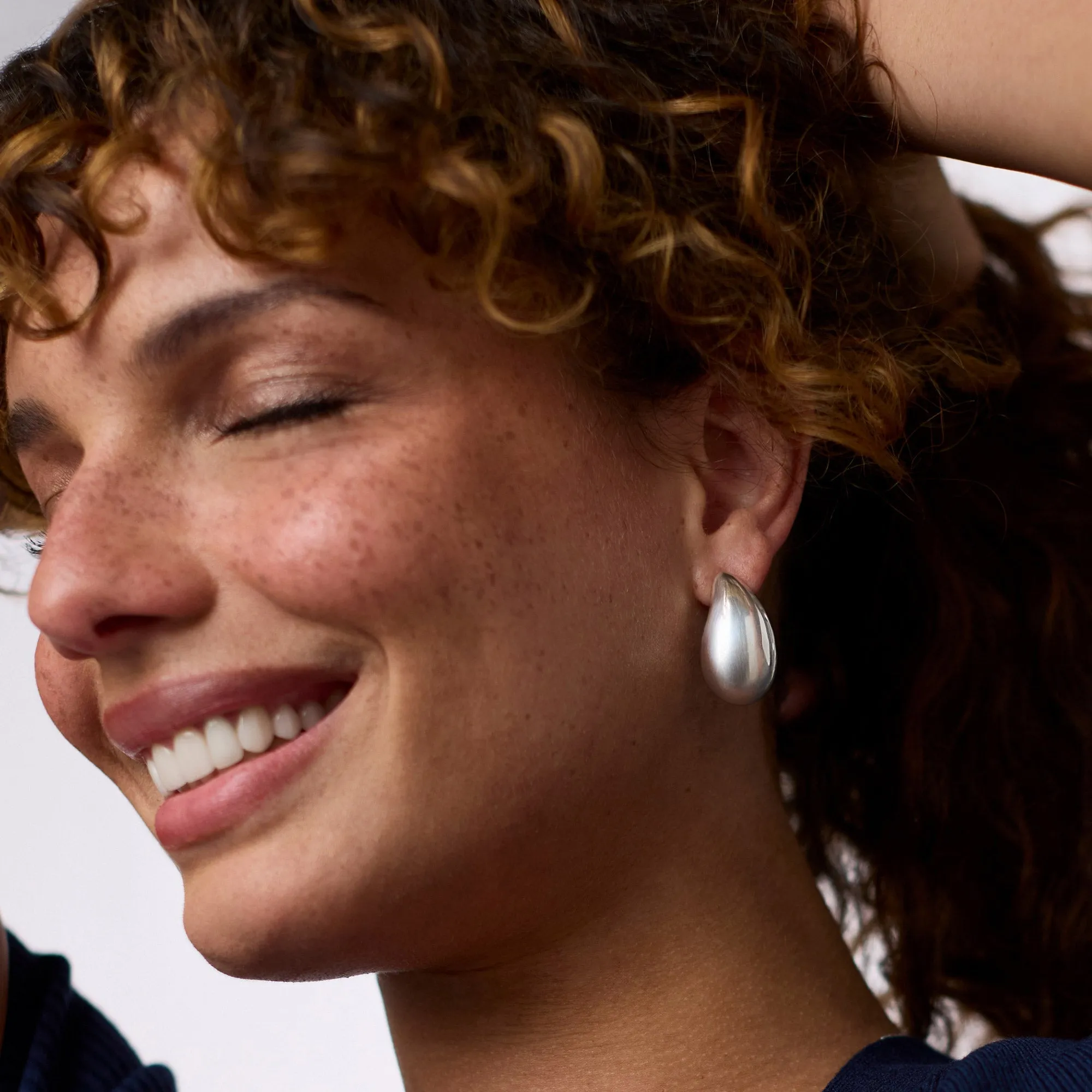 Wave Earring sold by Julie Vos product image thumbnail 4