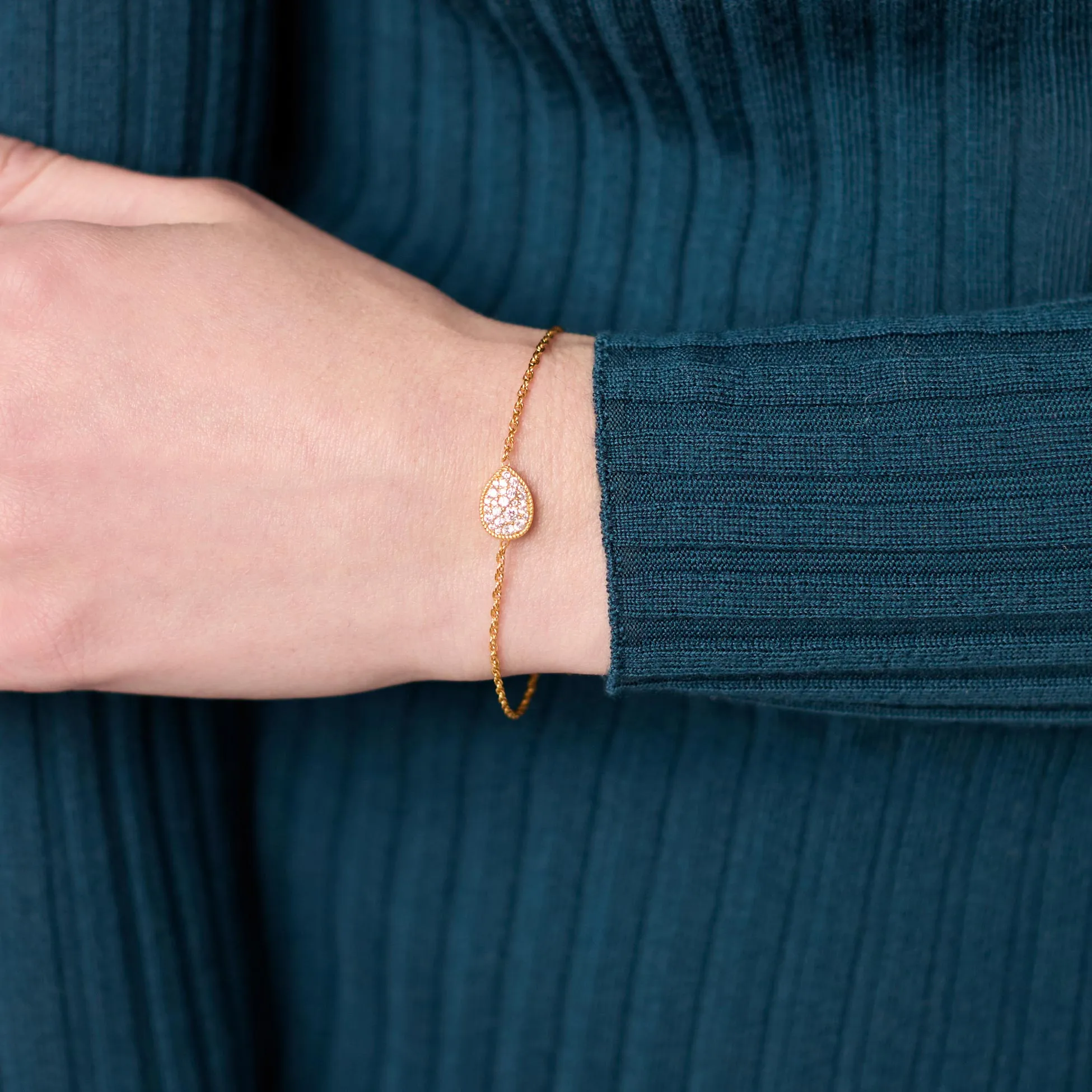 Pavé Teardrop Delicate Bracelet sold by Julie Vos product image thumbnail 2