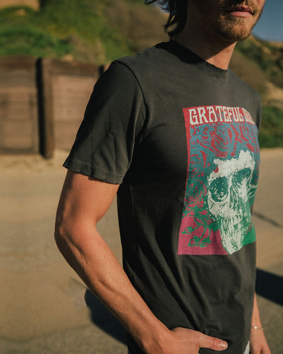 Grateful Dead Gradient Skull Vintage Tee sold by Junk Food Clothing product image thumbnail 2