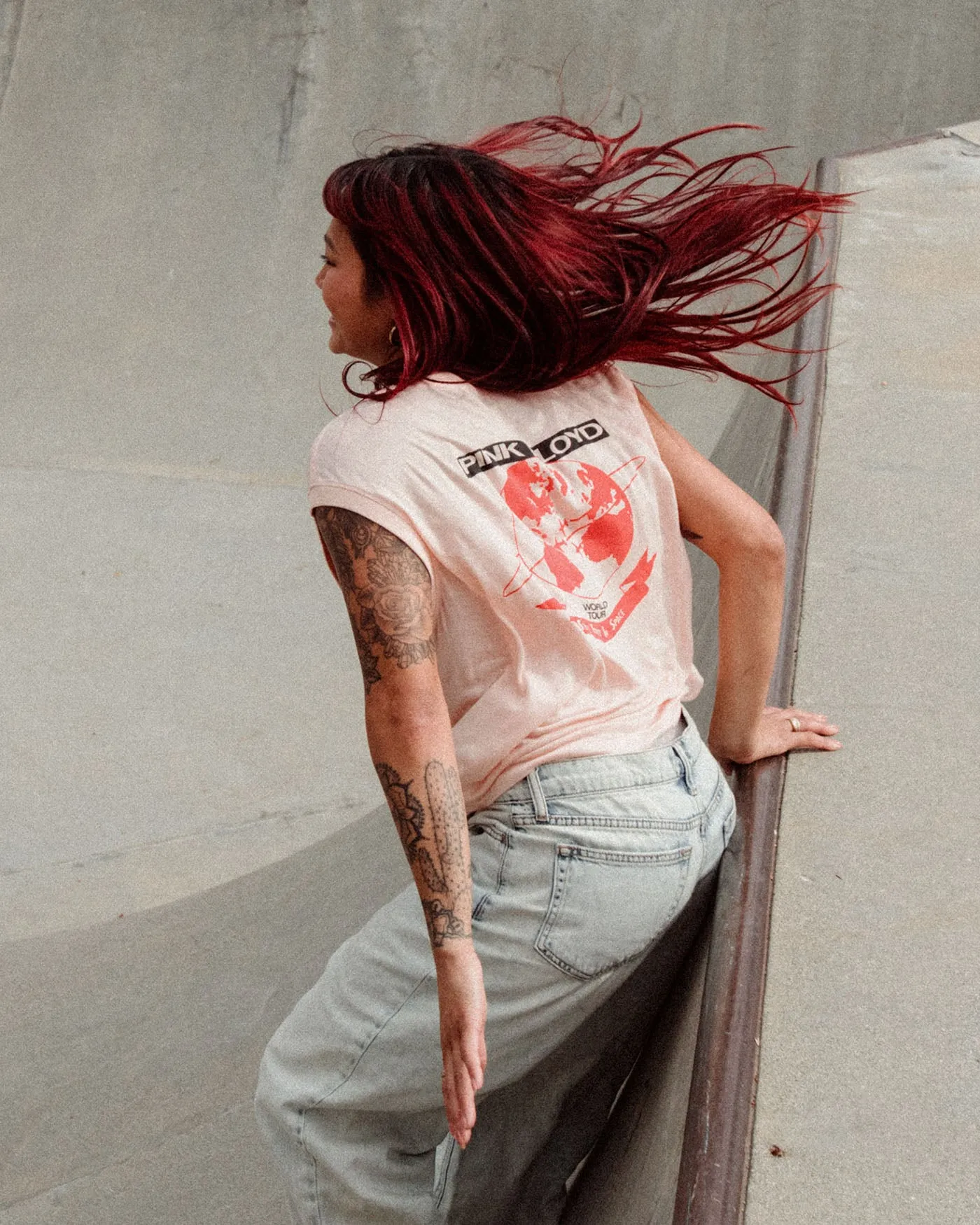 Women's Pink Floyd Circle Vintage Tissue Tank sold by Junk Food Clothing product image thumbnail 4