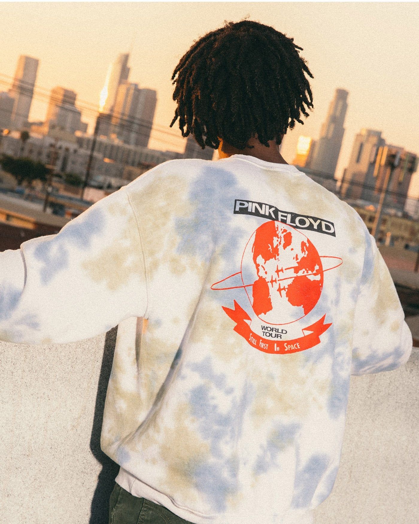 Pink Floyd World Tour Flea Market Fleece sold by Junk Food Clothing product image thumbnail 4