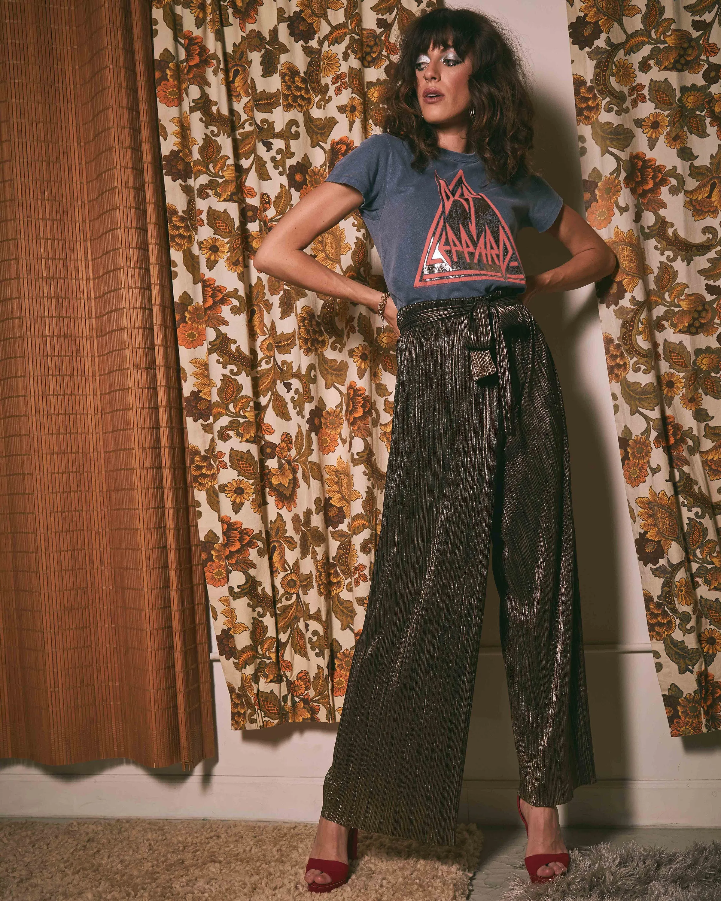 WOMENS DEF LEPPARD FOIL ORIGINAL TEE sold by Junk Food Clothing product image thumbnail 5