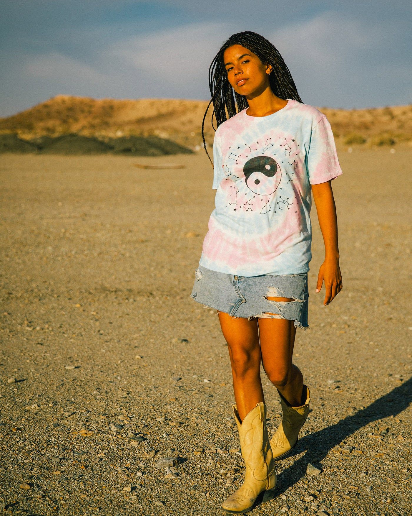 Yin and Yang Stars Vintage Tee sold by Junk Food Clothing product image thumbnail 2