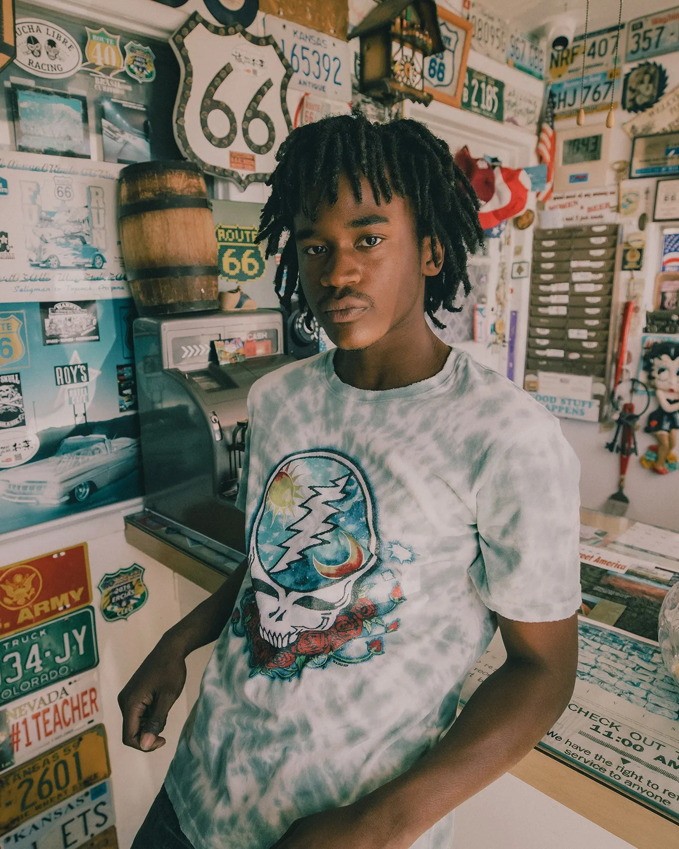 Grateful Dead Sun Moon Vintage Tee sold by Junk Food Clothing product image thumbnail 2