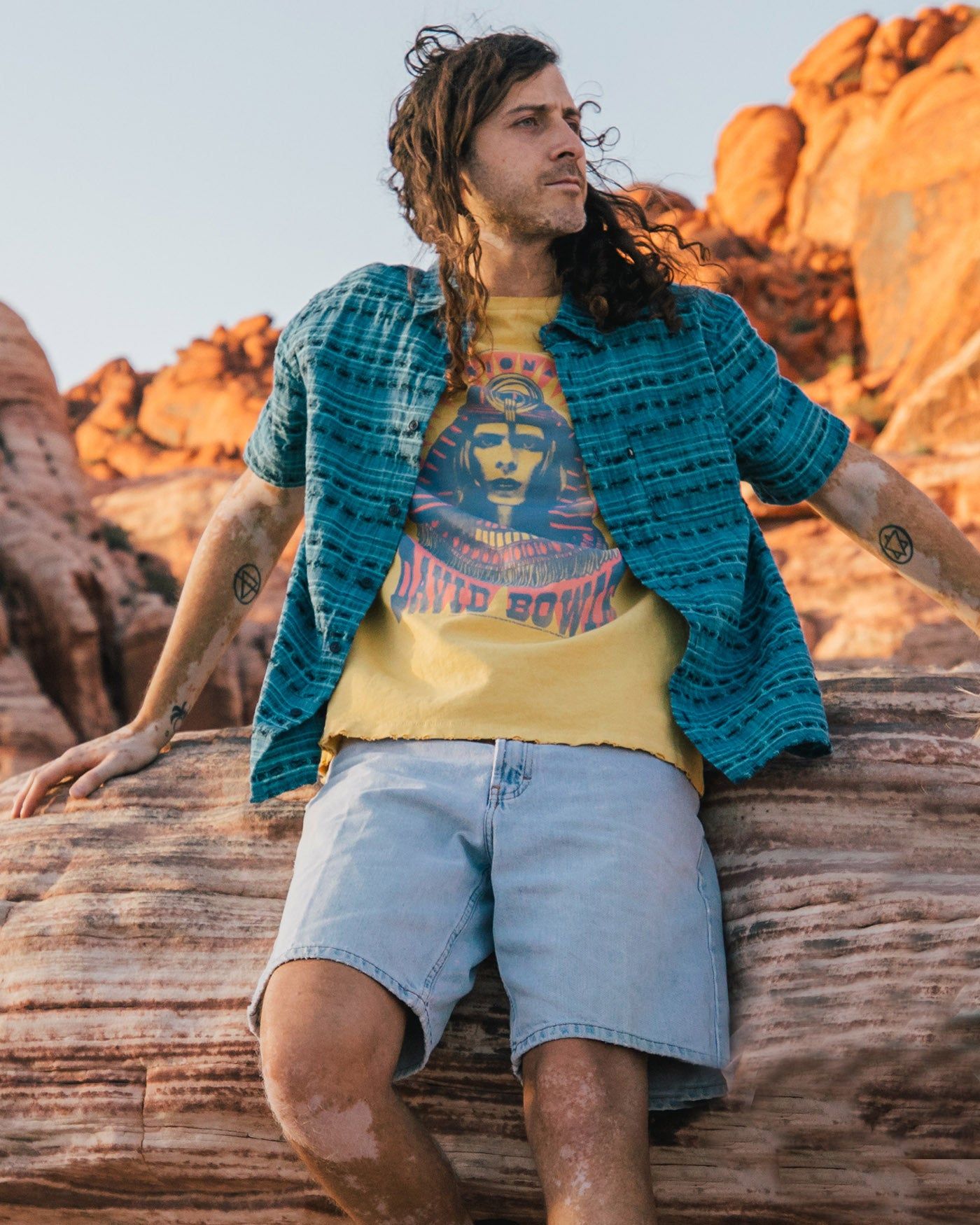 David Bowie An Occasional Dream Vintage Tee sold by Junk Food Clothing product image thumbnail 3