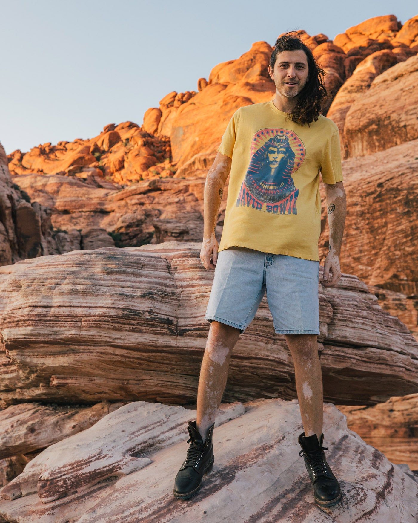 David Bowie An Occasional Dream Vintage Tee sold by Junk Food Clothing product image thumbnail 2