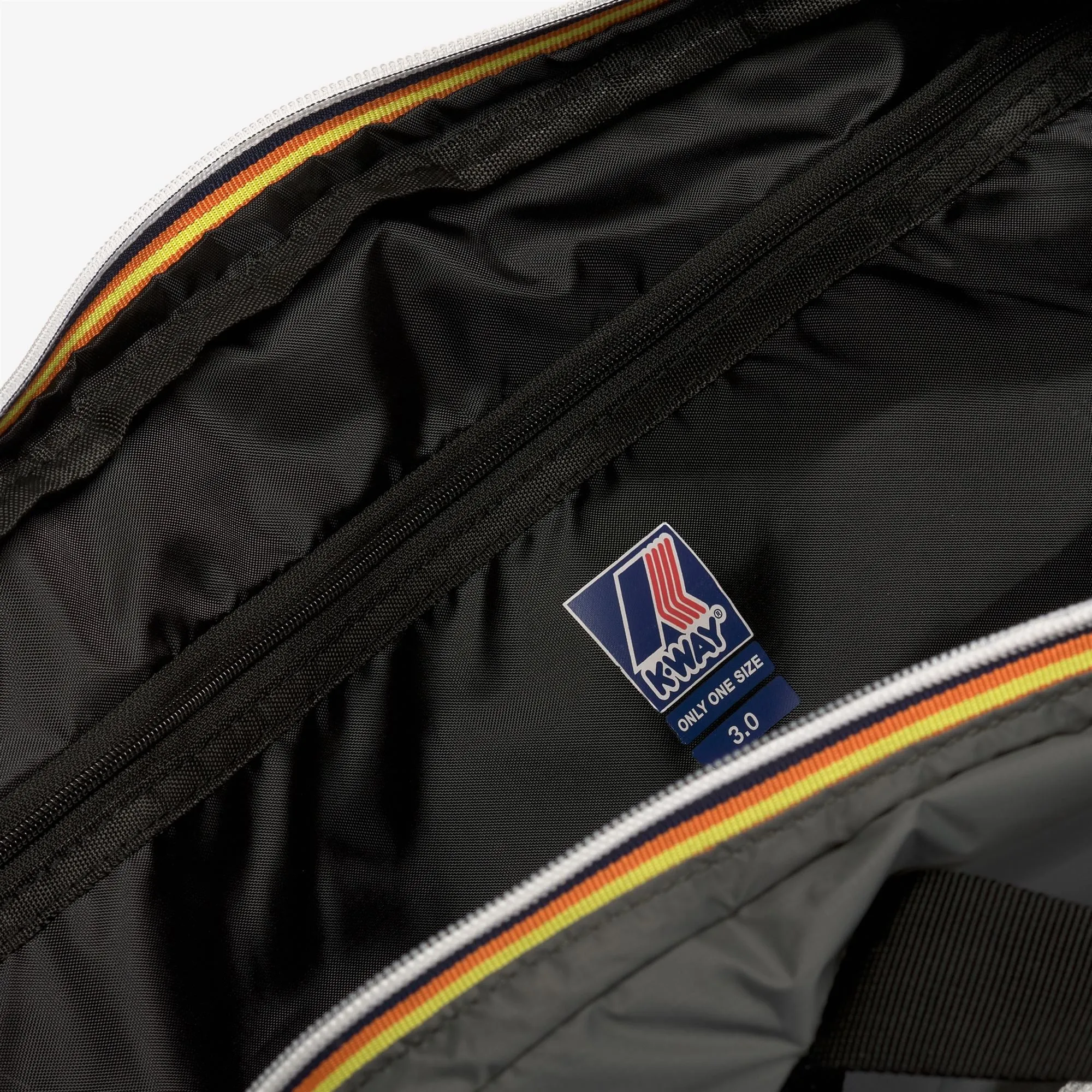 LE VRAI 3.0 MARCEL - Bags - Duffle - UNISEX - GREEN BLACKISH sold by K-Way product image thumbnail 3