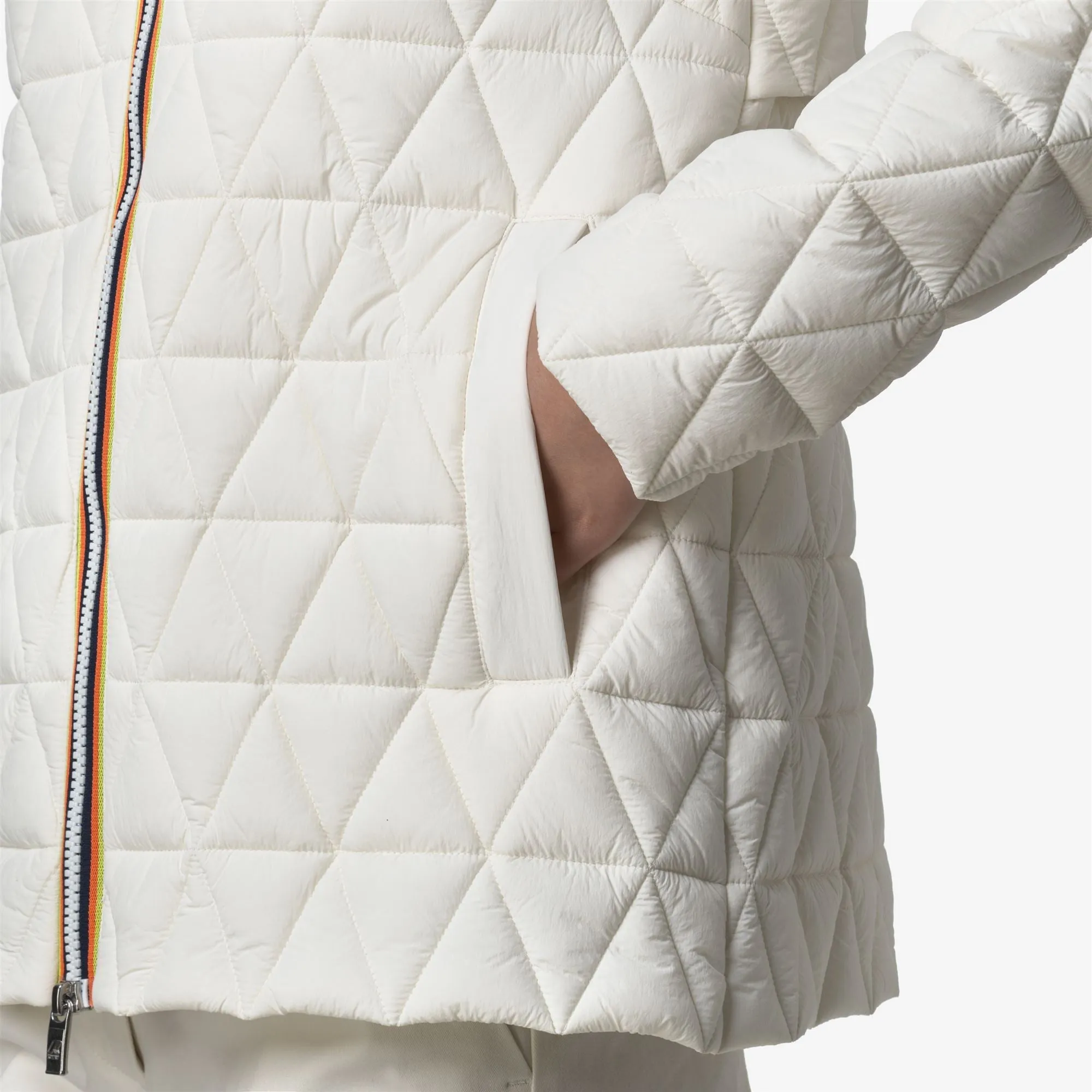 MADLAINE DIAMOND QUILTED WARM - Jackets - Short - Woman - White Gardenia sold by K-Way product image thumbnail 2