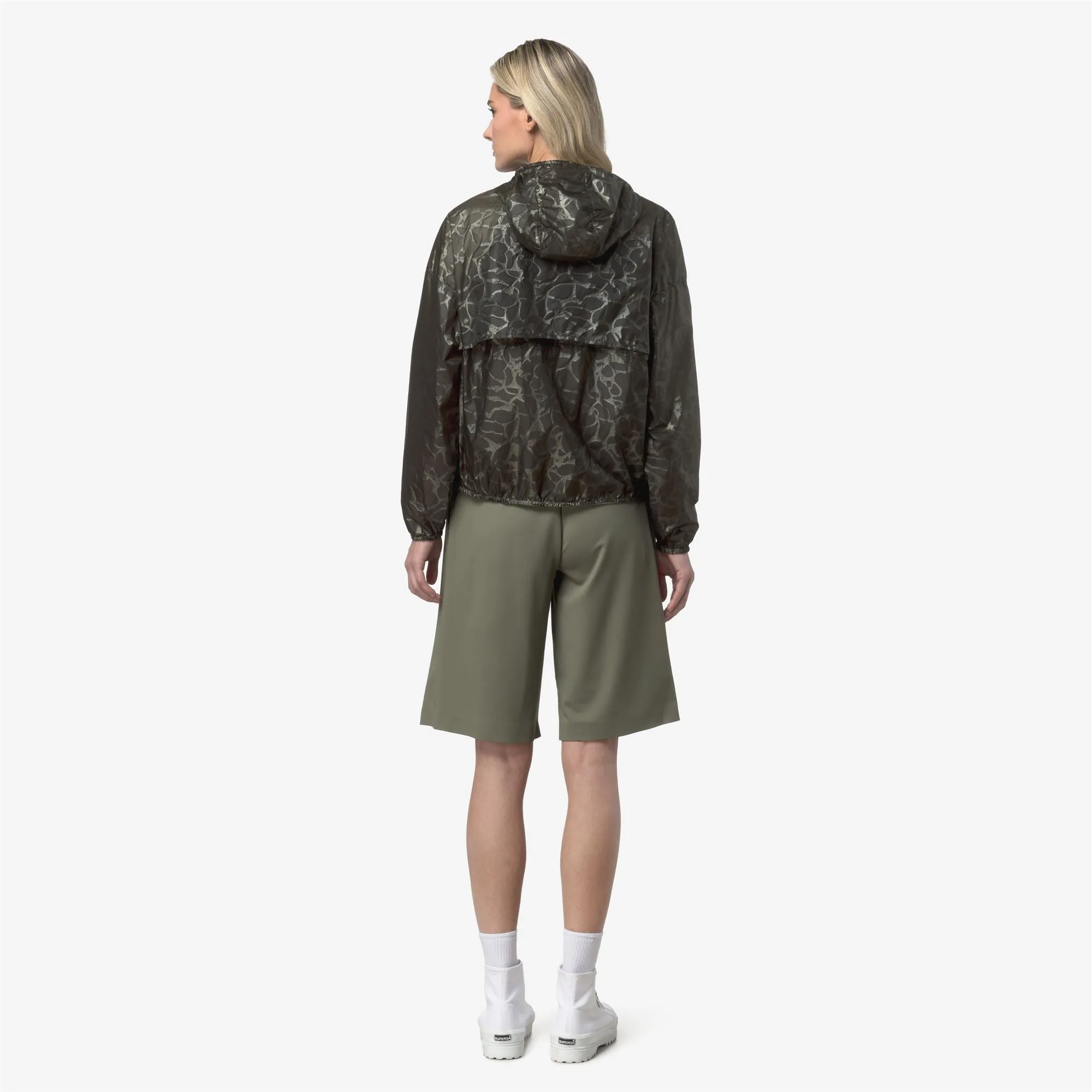 LAURETTE SUPER LIGHT LAMI DOUBLE - Jackets - Short - Woman - Green Lichen-BEIGE LT sold by K-Way product image thumbnail 5