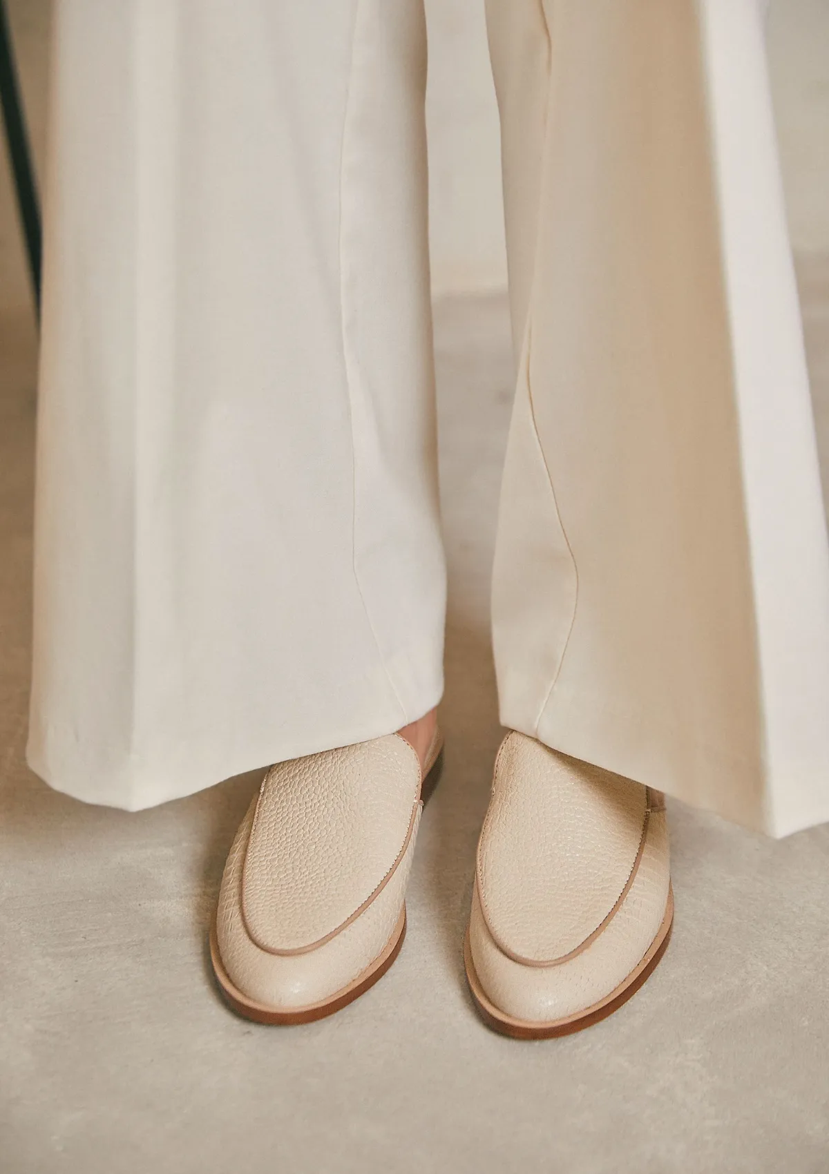 Sardinia Off White sold by Kaanas product image thumbnail 2