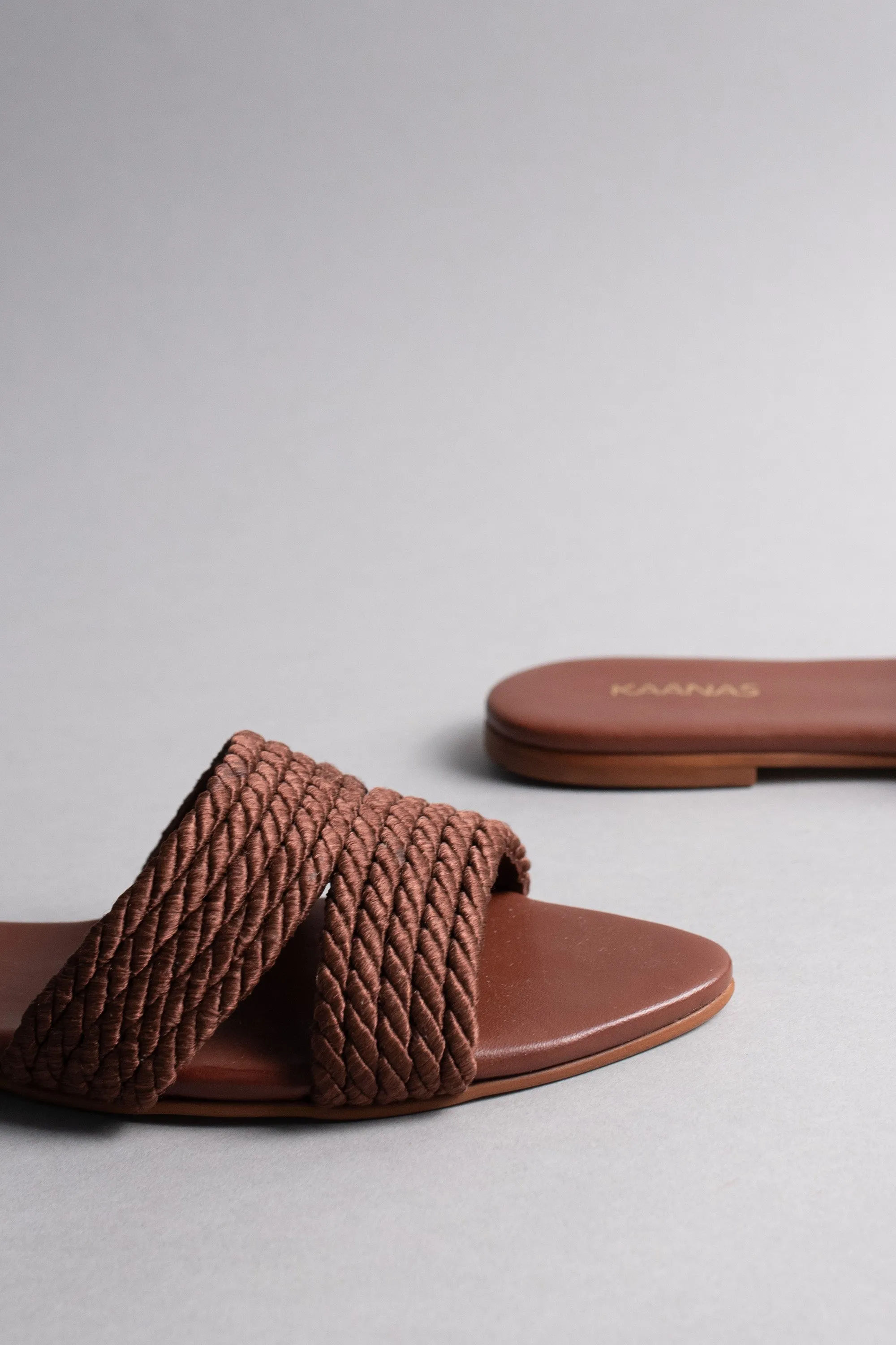 Ivy Chocolate sold by Kaanas product image thumbnail 2