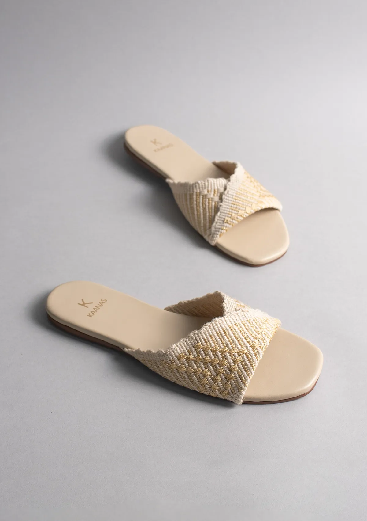 Paige Oat sold by Kaanas