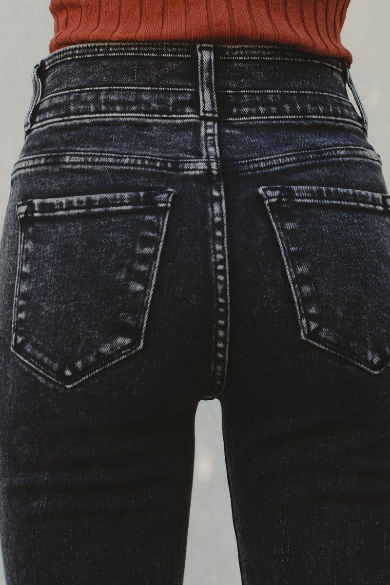 Amirah Ultra High Rise Flare Jeans sold by Kan Can product image thumbnail 5