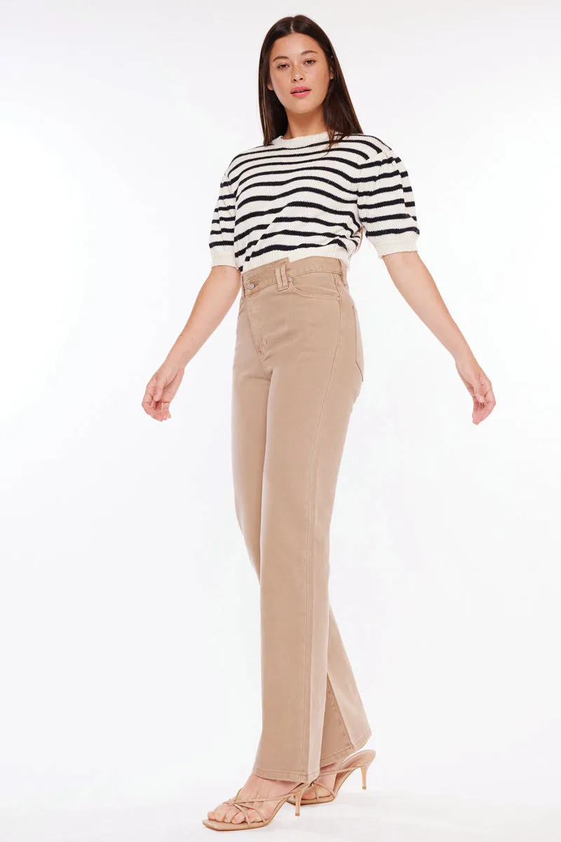 Sandy High Rise 90's Straight Jeans sold by Kan Can product image thumbnail 4