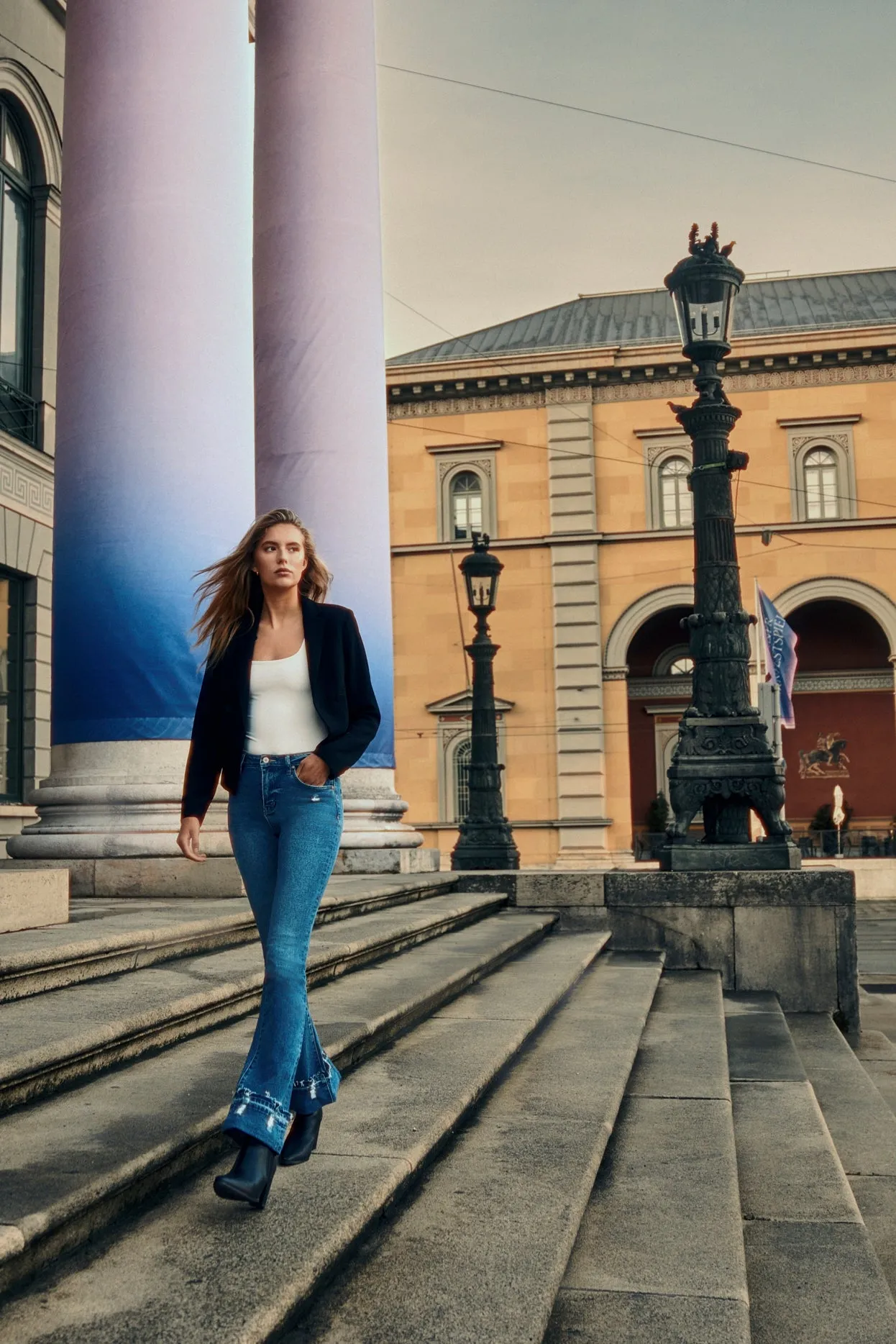 Donna High Rise Bootcut Jeans sold by Kan Can