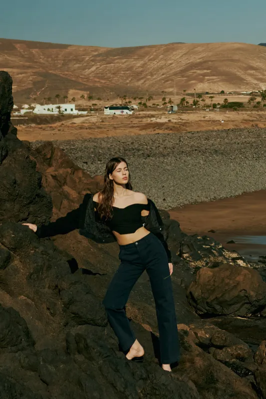 Jainie High Rise Straight sold by Kan Can