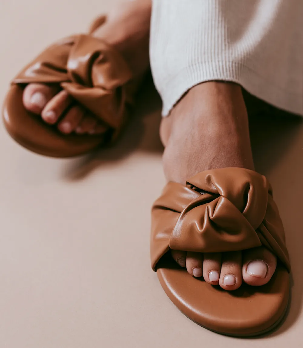 Solei Sea Nottie Knot Slide Sandals sold by Karen Kane product image thumbnail 3