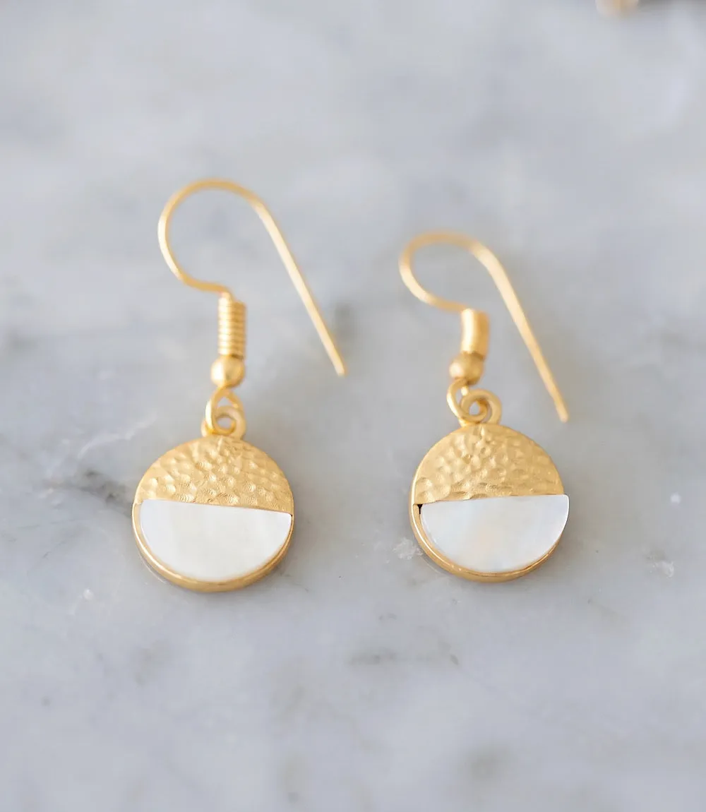 Pearl And Hammered Gold Disc Earrings sold by Karen Kane product image thumbnail 4