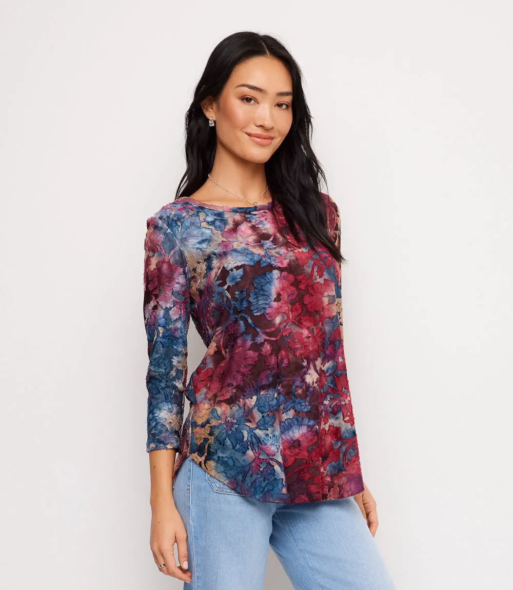 3/4 Sleeve Tie-Dye Burnout Shirttail Top sold by Karen Kane product image thumbnail 2